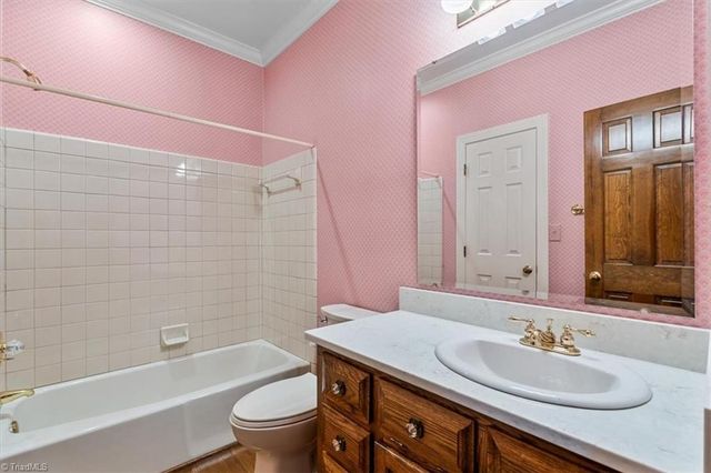 4002 Smithfield Drive, Greensboro, NC 27406