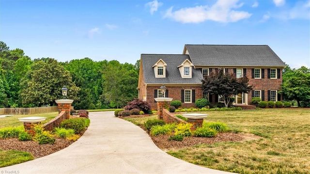 4002 Smithfield Drive, Greensboro, NC 27406