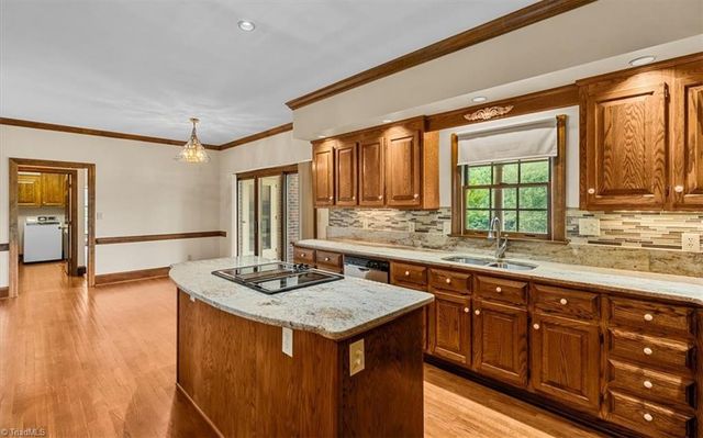 4002 Smithfield Drive, Greensboro, NC 27406