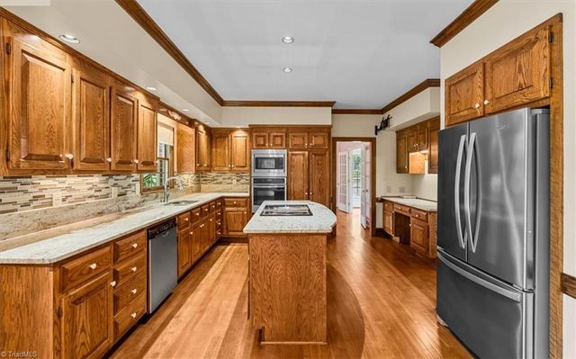 4002 Smithfield Drive, Greensboro, NC 27406
