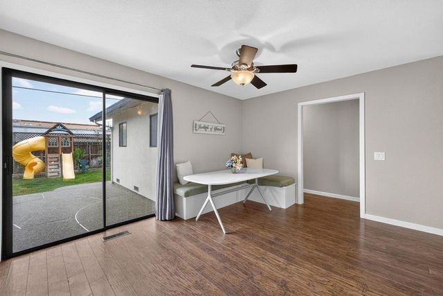 929 Lake Village Drive, Watsonville, CA 95076