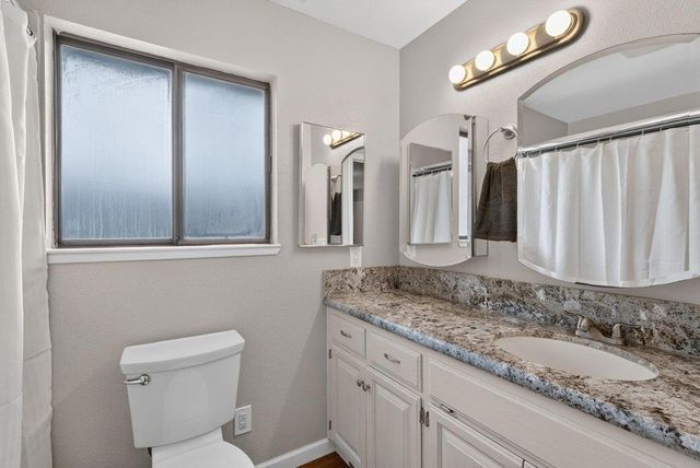 929 Lake Village Drive, Watsonville, CA 95076