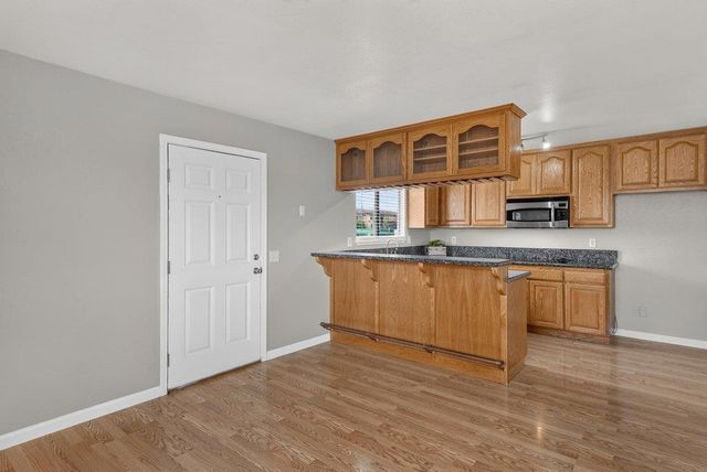 929 Lake Village Drive, Watsonville, CA 95076