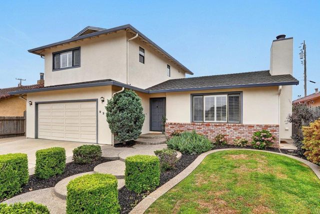 929 Lake Village Drive, Watsonville, CA 95076