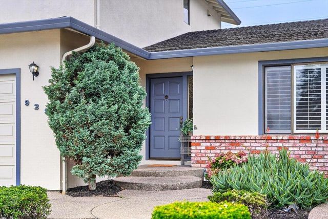 929 Lake Village Drive, Watsonville, CA 95076