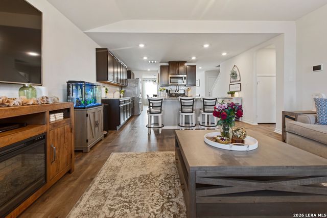 955 Brown Thrasher, San Antonio, TX 78253