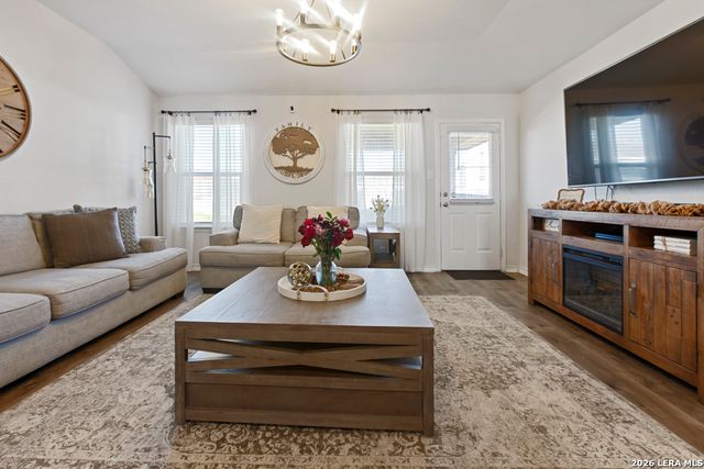 955 Brown Thrasher, San Antonio, TX 78253