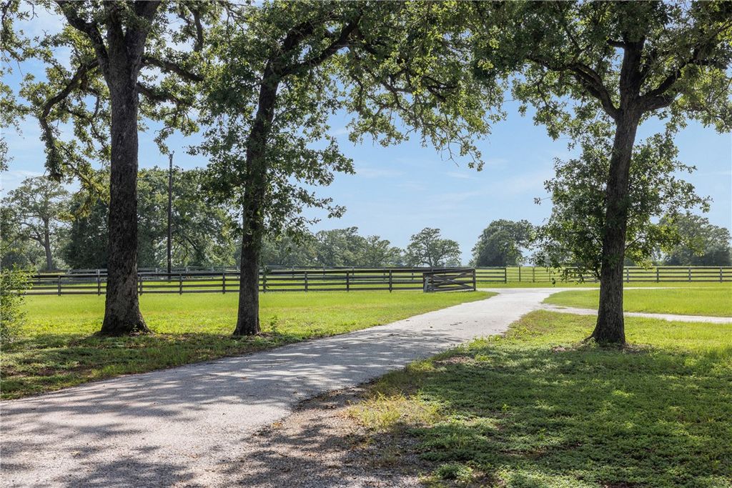 4845 County Road 119, Caldwell, TX 77836 — photo 3