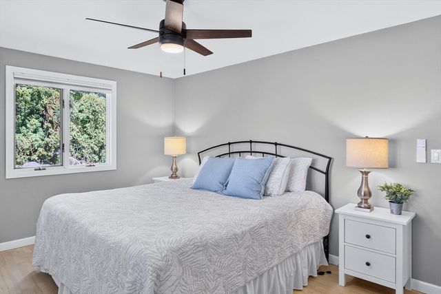 24 Jae Rd, Falmouth, MA 02540