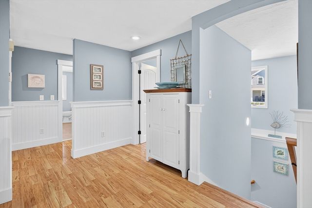 24 Jae Rd, Falmouth, MA 02540