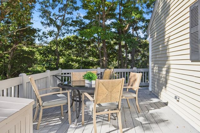 24 Jae Rd, Falmouth, MA 02540