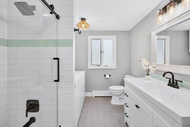 24 Jae Rd, Falmouth, MA 02540