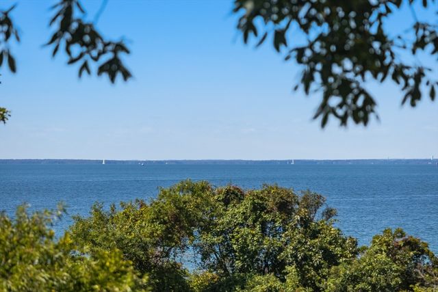 24 Jae Rd, Falmouth, MA 02540