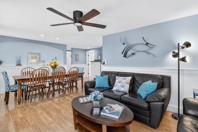 24 Jae Rd, Falmouth, MA 02540