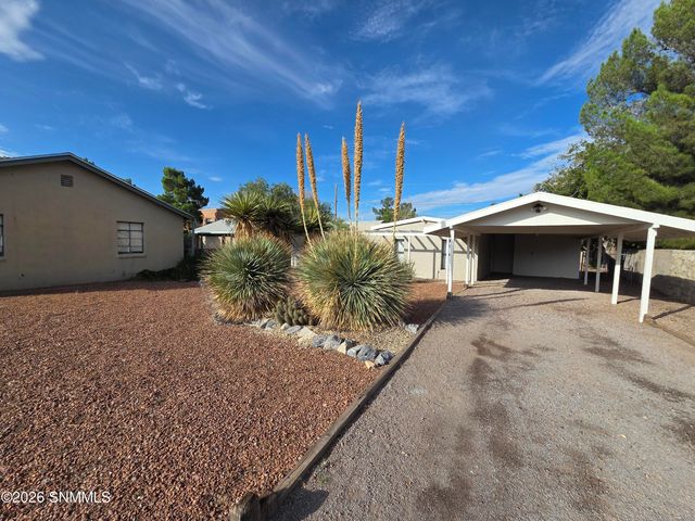533 N Miranda Street, Las Cruces, NM 88005