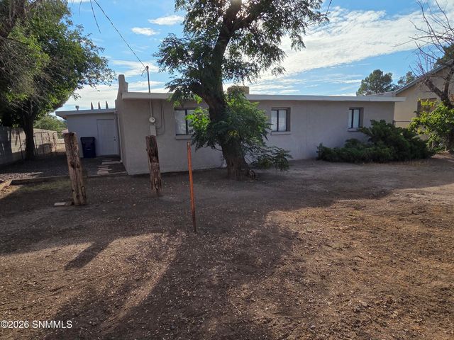 533 N Miranda Street, Las Cruces, NM 88005