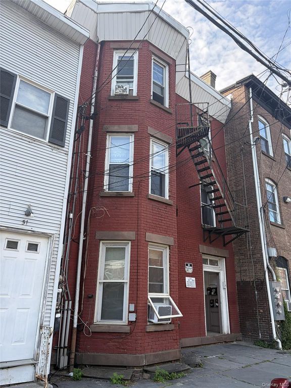 53 Carpenter Avenue, Newburgh, NY 12550 — photo 3