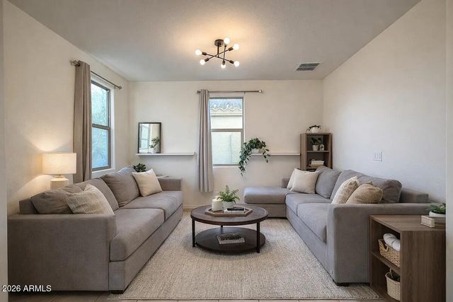 3330 W DONNER Drive, Phoenix, AZ 85041