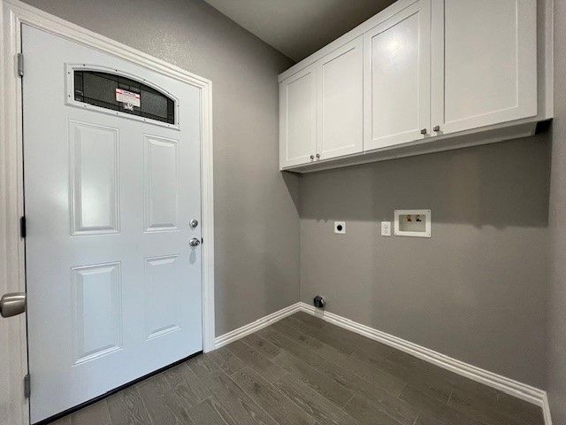 304 Avenue D, Ennis, TX 75119