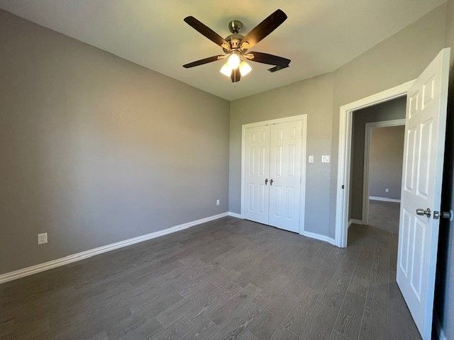 304 Avenue D, Ennis, TX 75119