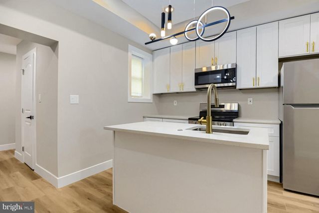 2542 OSWEGO AVE, Baltimore, MD 21215