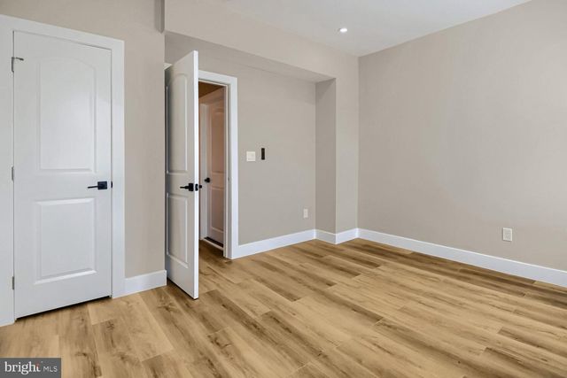 2542 OSWEGO AVE, Baltimore, MD 21215