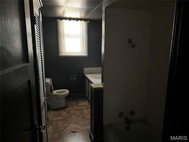 1800 Roosevelt Avenue, Belleville, IL 62226