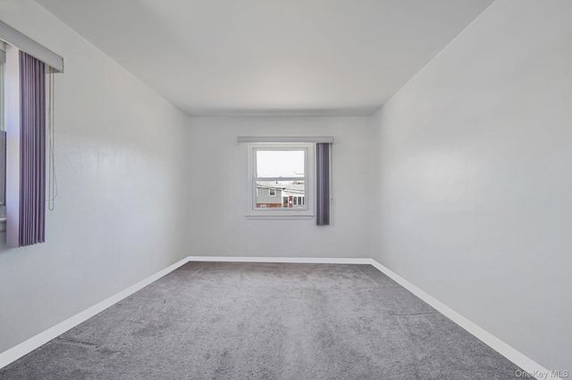 18 Wendorf Court, North Babylon, NY 11703