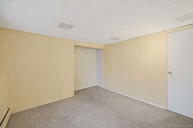 18 Wendorf Court, North Babylon, NY 11703