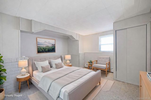 18 Wendorf Court, North Babylon, NY 11703