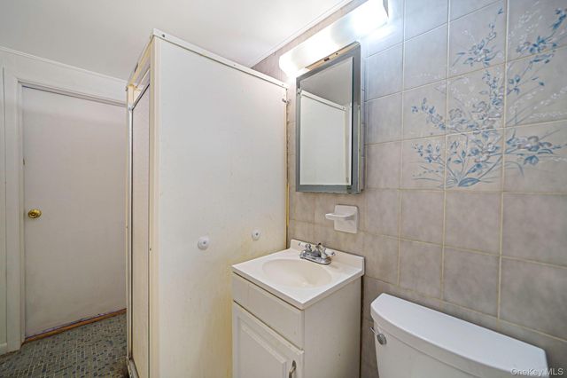 18 Wendorf Court, North Babylon, NY 11703