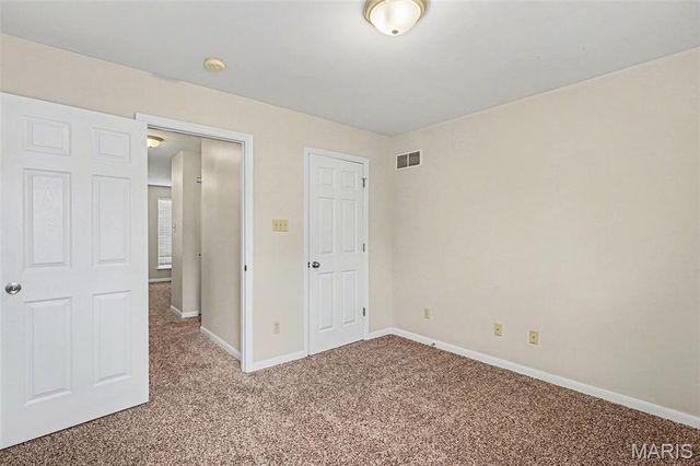 1156 Oak Hollow Drive, Imperial, MO 63052