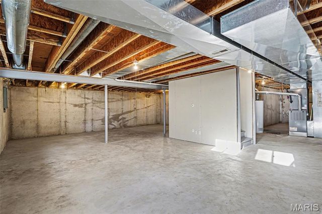 1156 Oak Hollow Drive, Imperial, MO 63052