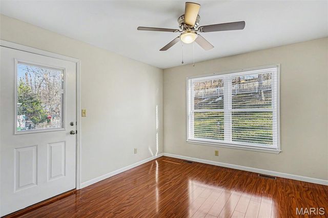 1156 Oak Hollow Drive, Imperial, MO 63052