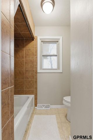 601 N Martin Drive, Bellevue, NE 68005