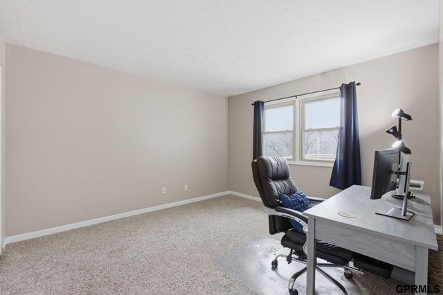 601 N Martin Drive, Bellevue, NE 68005