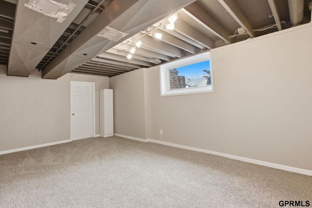 601 N Martin Drive, Bellevue, NE 68005