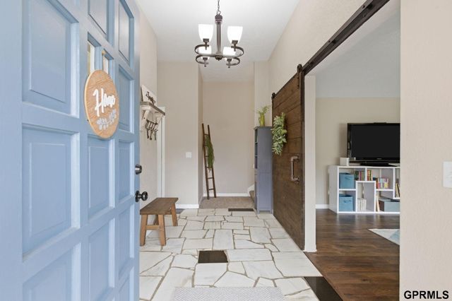 601 N Martin Drive, Bellevue, NE 68005