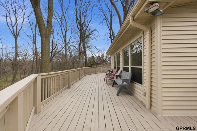 601 N Martin Drive, Bellevue, NE 68005