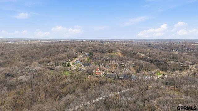 601 N Martin Drive, Bellevue, NE 68005