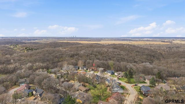 601 N Martin Drive, Bellevue, NE 68005