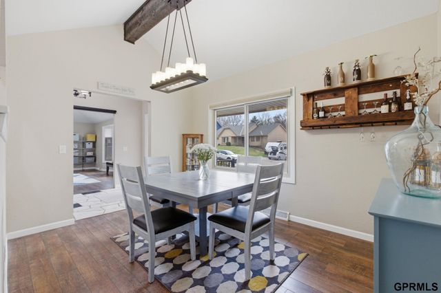 601 N Martin Drive, Bellevue, NE 68005