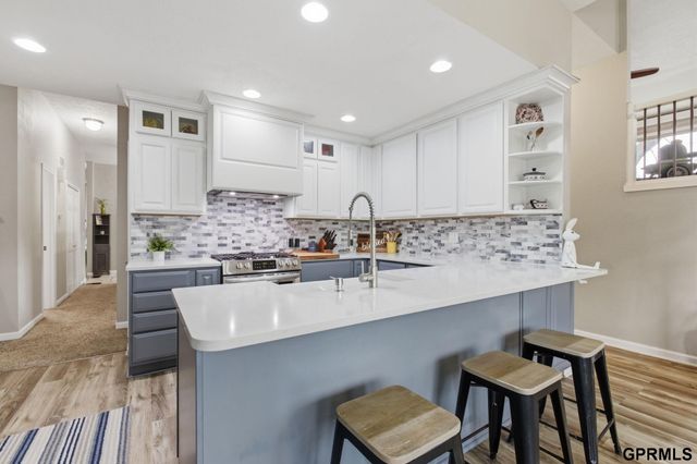 601 N Martin Drive, Bellevue, NE 68005