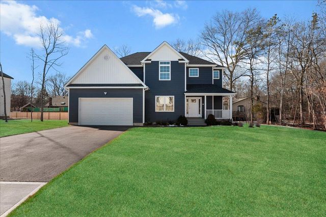 1 Fourth Avenue Avenue, Centereach, NY 11720