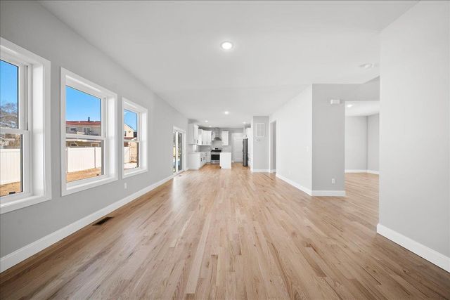 1 Fourth Avenue Avenue, Centereach, NY 11720