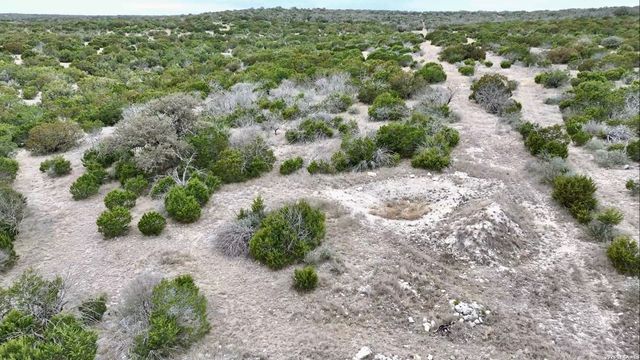 SD 16010 SD, Rocksprings, TX 78880