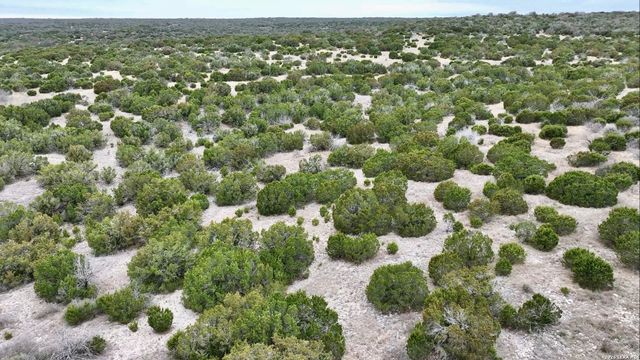 SD 16010 SD, Rocksprings, TX 78880