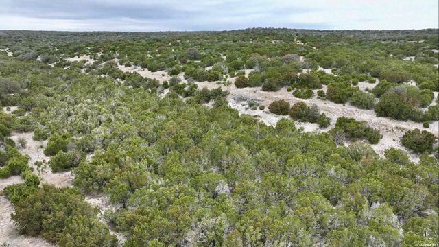 SD 16010 SD, Rocksprings, TX 78880