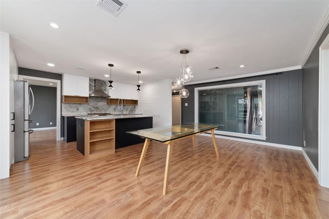 1626 Conrad Sauer Drive, Houston, TX 77043