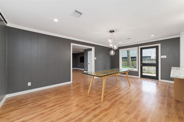 1626 Conrad Sauer Drive, Houston, TX 77043